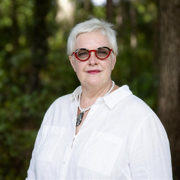 Isabelle Claus Teixeira